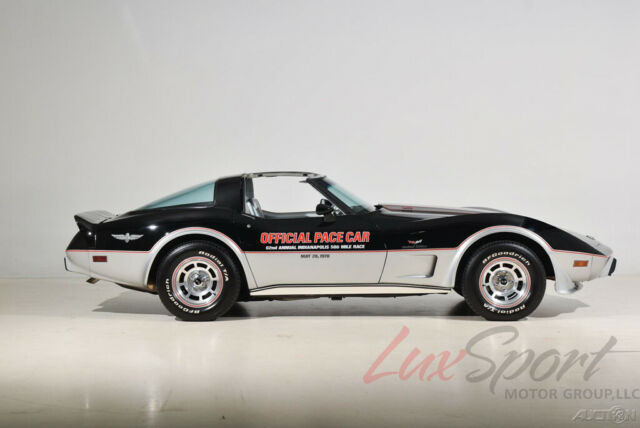 Chevrolet Corvette 1978 image number 9