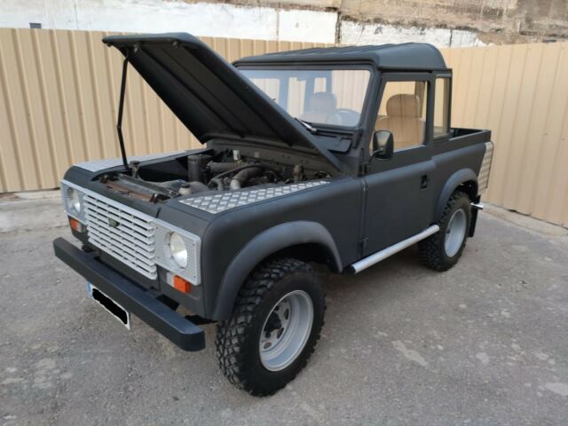 Land Rover Defender 1973 image number 4