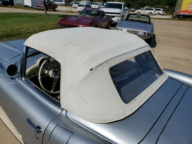 Chevrolet Corvette 1956 image number 15