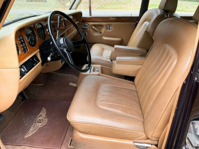 Rolls-Royce Silver Shadow 1978 image number 13