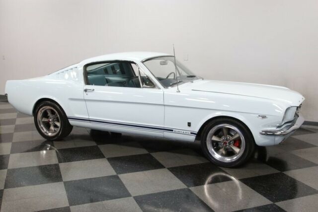 Ford Mustang 1965 image number 15