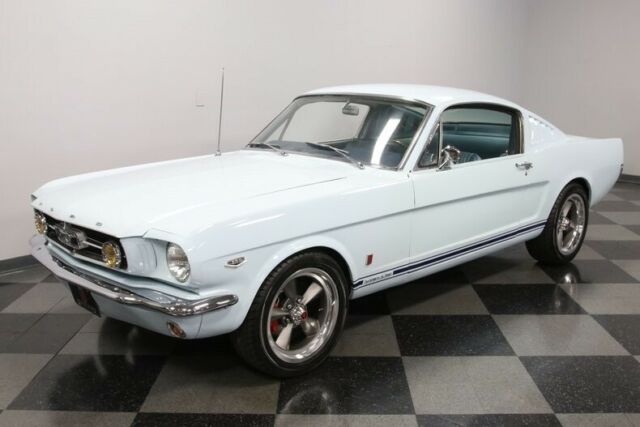 Ford Mustang 1965 image number 28