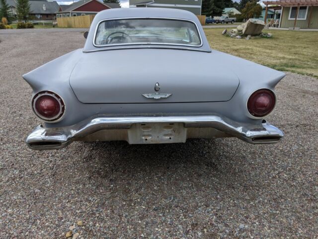 Ford Thunderbird 1957 image number 10