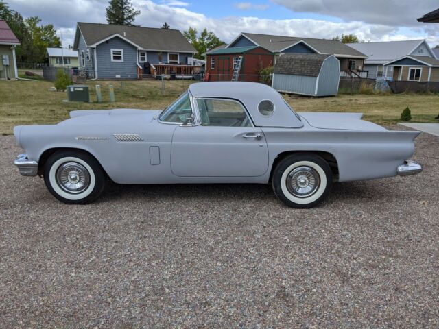 Ford Thunderbird 1957 image number 16