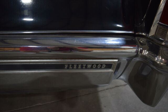 Cadillac Fleetwood 1969 image number 37