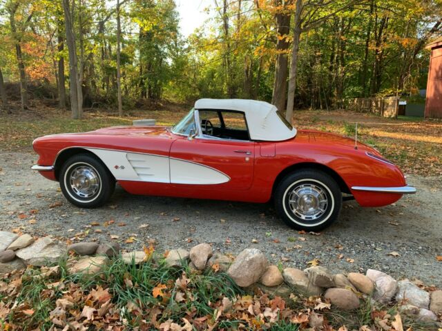 Chevrolet Corvette 1959 image number 0