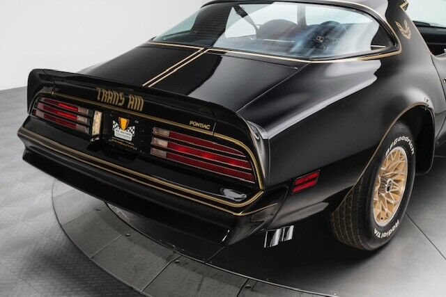 Pontiac Trans Am 1977 image number 18