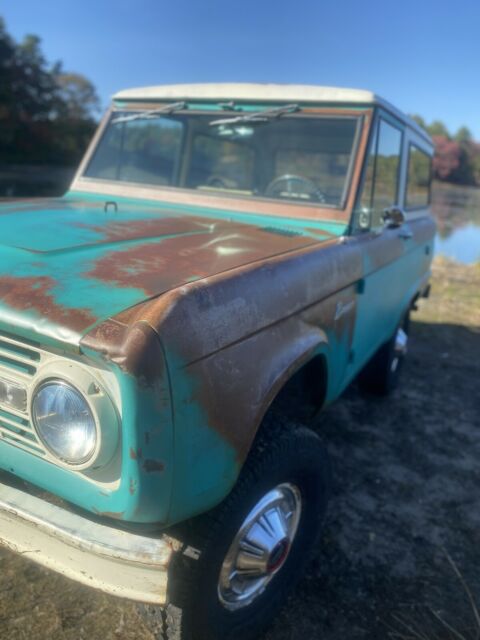 Ford Bronco 1966 image number 2