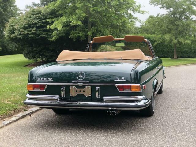 Mercedes-Benz 200-Series 1971 image number 5