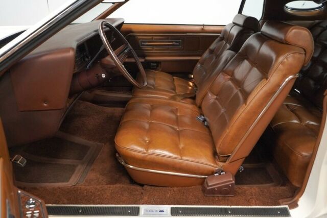 Lincoln Continental 1972 image number 28