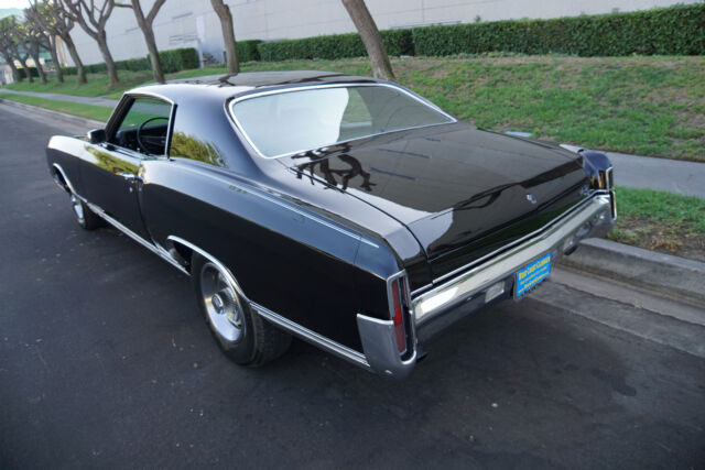 Chevrolet Monte Carlo 2 Dr 454 V8 Hardtop 1970 image number 35