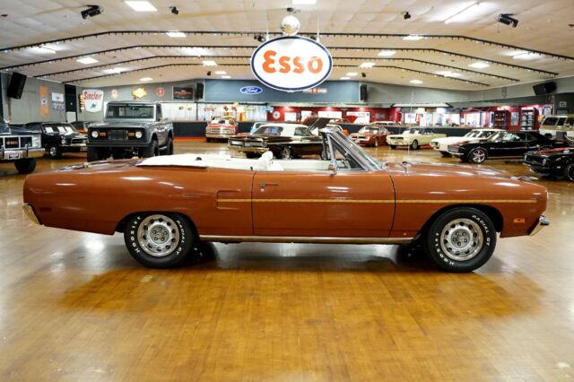 Plymouth Road Runner 1970 image number 18