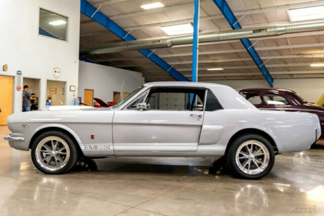 Ford Mustang 1966 image number 1