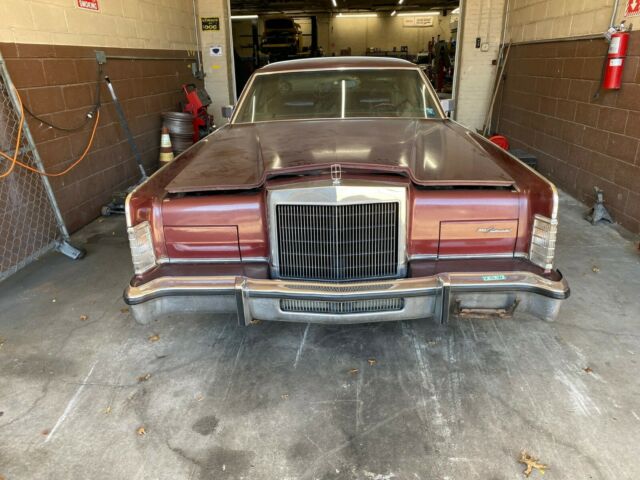 Lincoln Continental 1979 image number 14