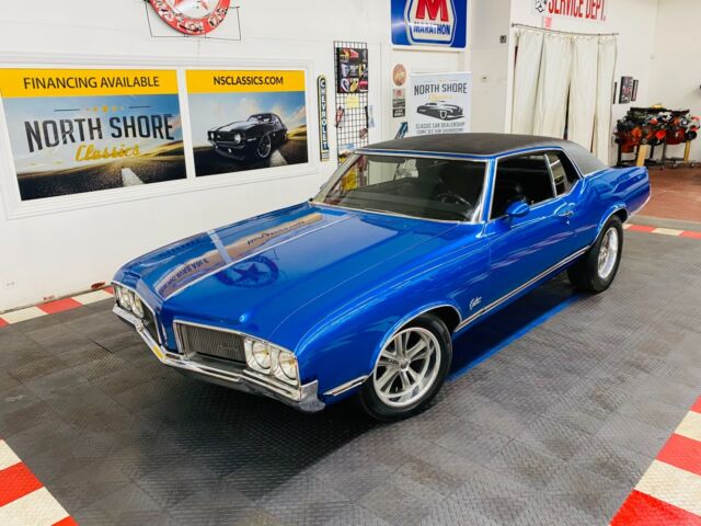 Oldsmobile Cutlass 1970 image number 0