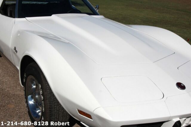 Chevrolet Corvette 1976 image number 37