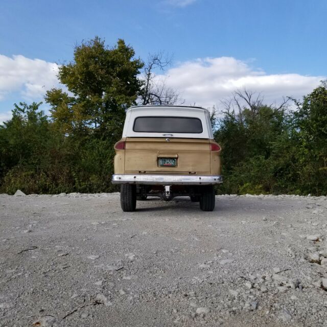 Chevrolet Suburban 1962 image number 9