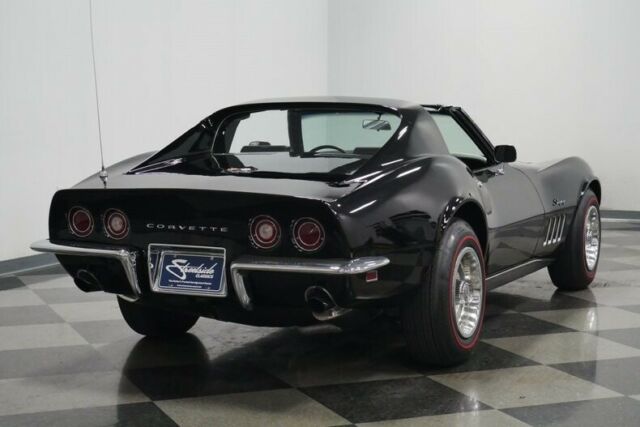 Chevrolet Corvette 1969 image number 12