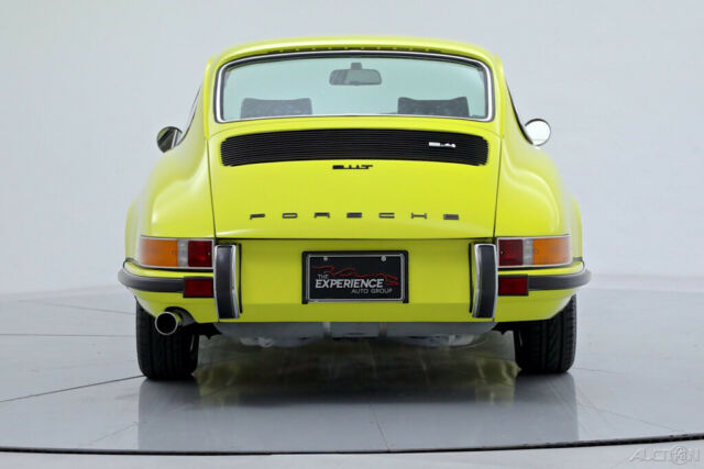 Porsche 911 1972 image number 27