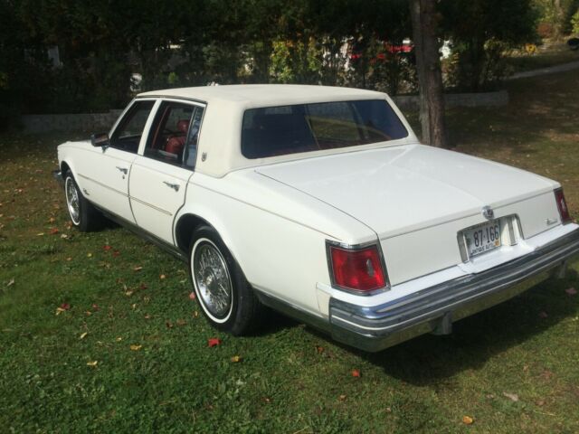 Cadillac Seville 1978 image number 2