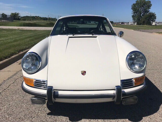 Porsche 911 1969 image number 12