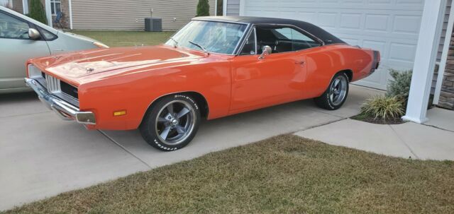 Dodge Charger 1969 image number 1