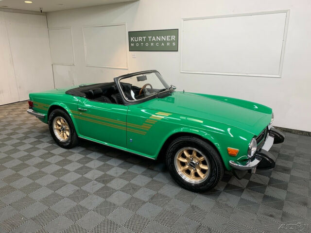 Triumph TR-6 1975 image number 0