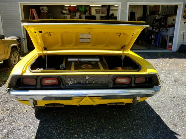 Dodge Challenger 1974 image number 3