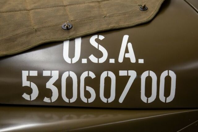 Willys M38A1 1954 image number 18