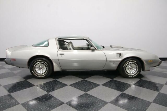 Pontiac Firebird 1979 image number 15