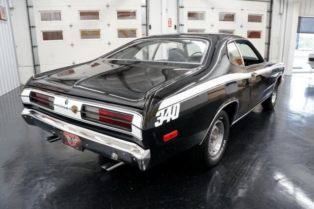 Plymouth Duster 1972 image number 5