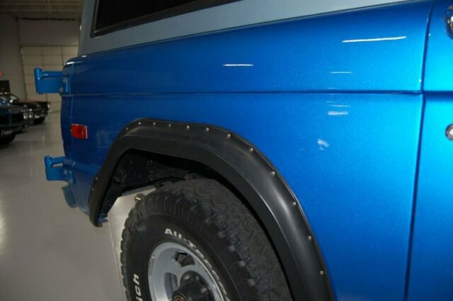 Ford Bronco 1974 image number 18