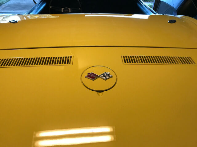 Chevrolet Corvette 1968 image number 10