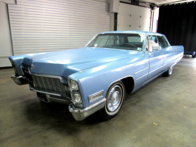 Cadillac Sedan 1968 image number 11