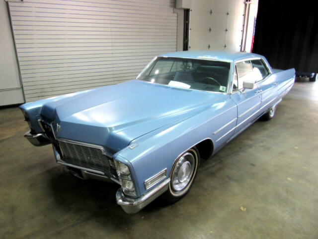 Cadillac Sedan 1968 image number 12