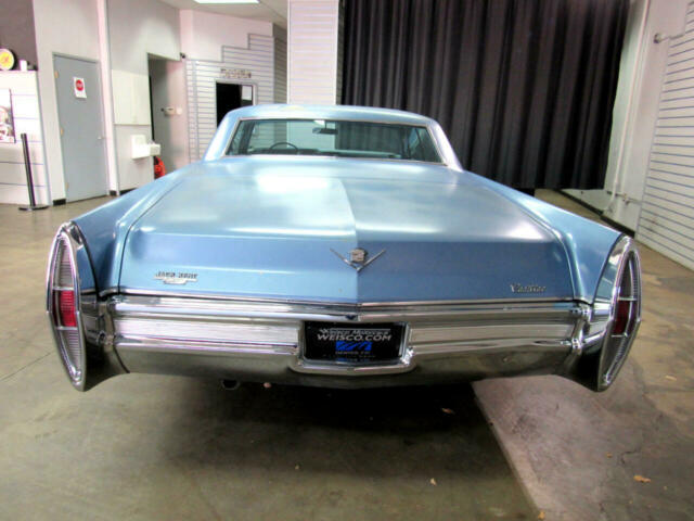 Cadillac Sedan 1968 image number 29