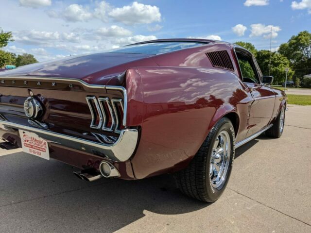 Ford Mustang 1967 image number 30