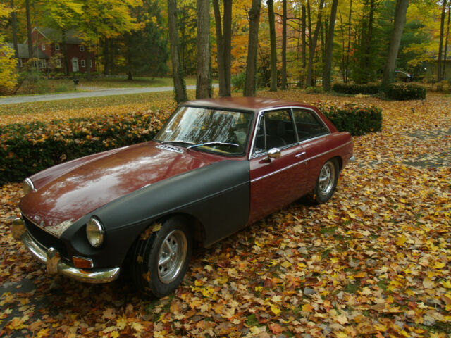 MG MGB 1970 image number 0