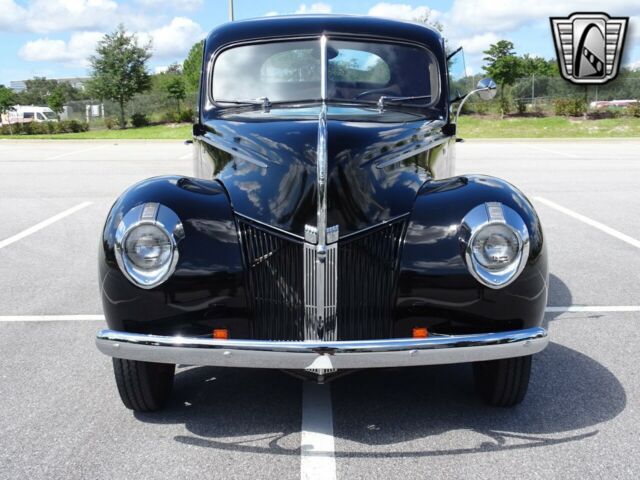 Ford Business Coupe 1940 image number 9