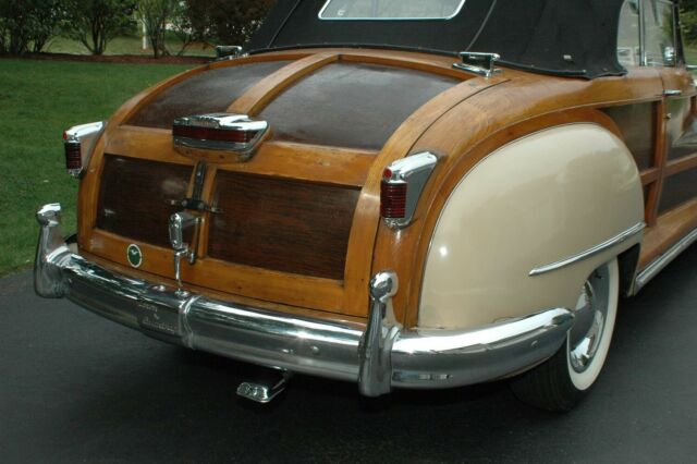 Chrysler Town & Country 1948 image number 4