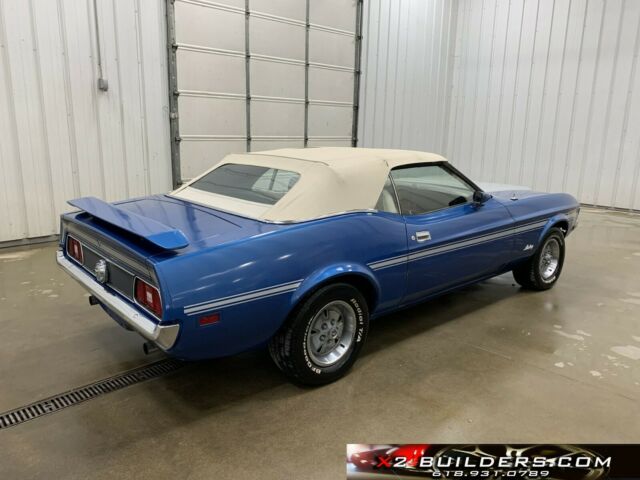 Ford Mustang 1971 image number 24