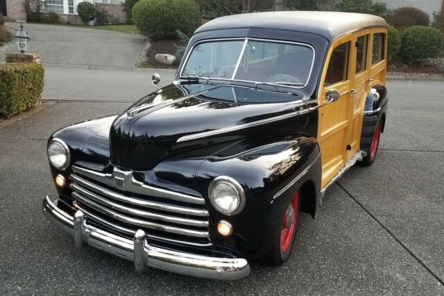 Ford Woodie 1947 image number 31