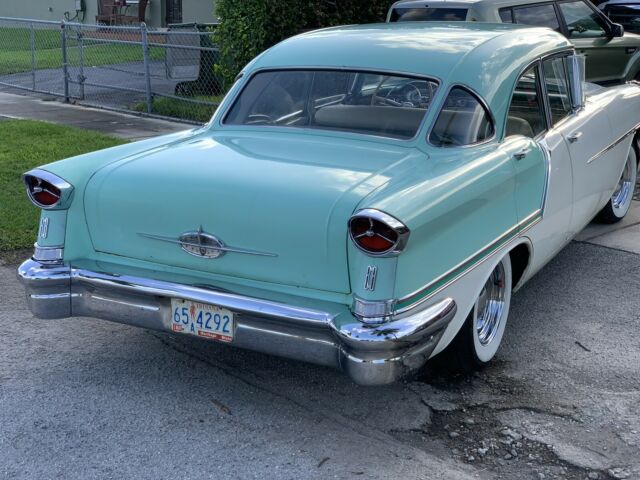 Oldsmobile 88 1957 image number 11