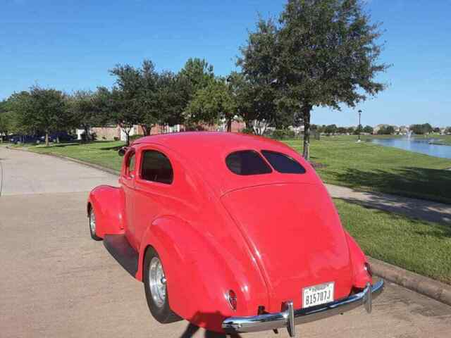 Ford Deluxe 1939 image number 17