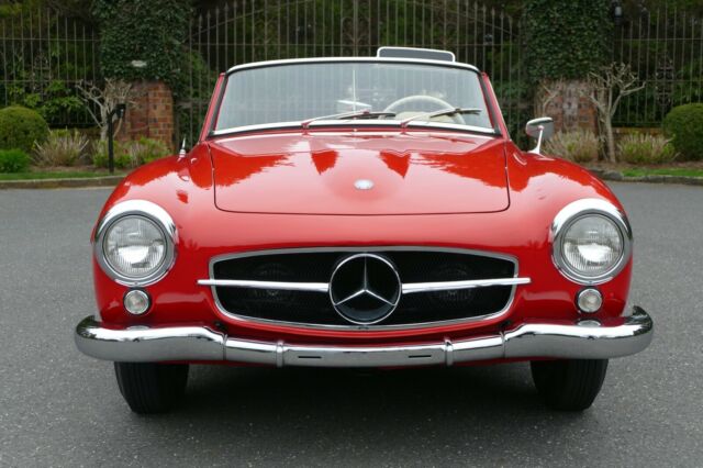 Mercedes-Benz SL-Class 1958 image number 0