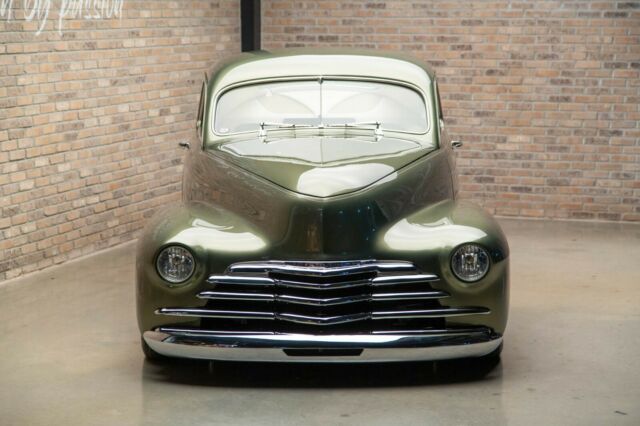 Chevrolet Fleetline 1948 image number 1