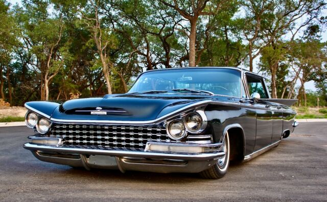 Buick Invicta 1959 image number 2