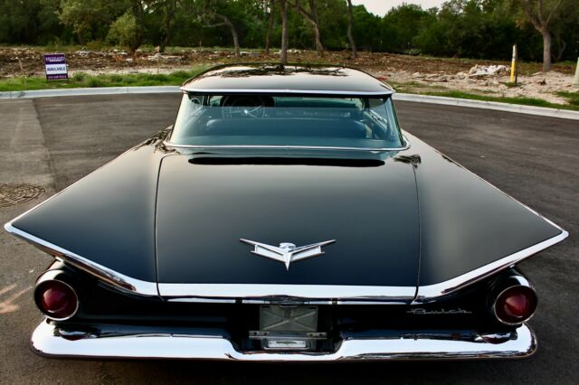 Buick Invicta 1959 image number 26