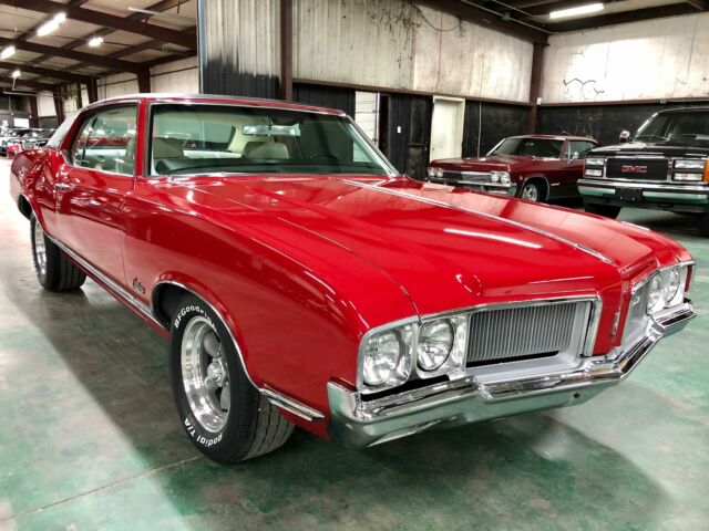 Oldsmobile Cutlass 1970 image number 30