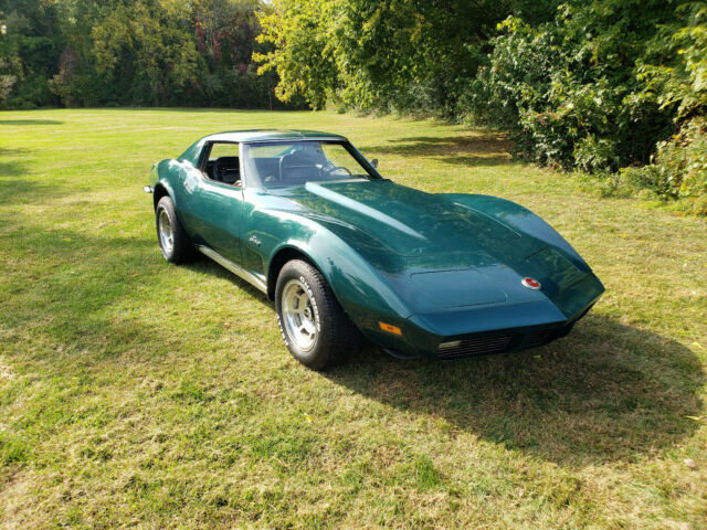 Chevrolet Corvette 1973 image number 2